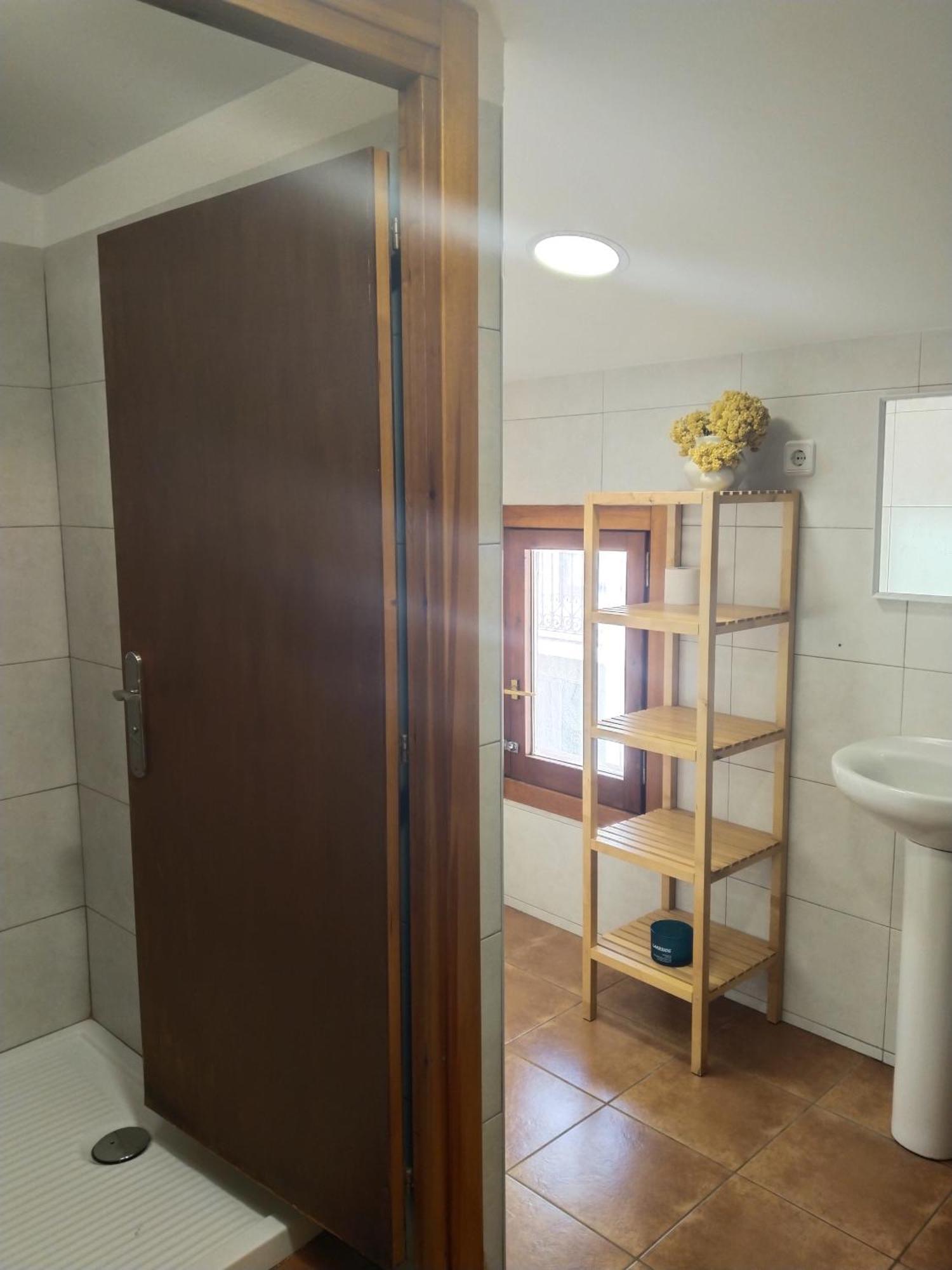 El Refugi Hostel Arboli Bagian luar foto